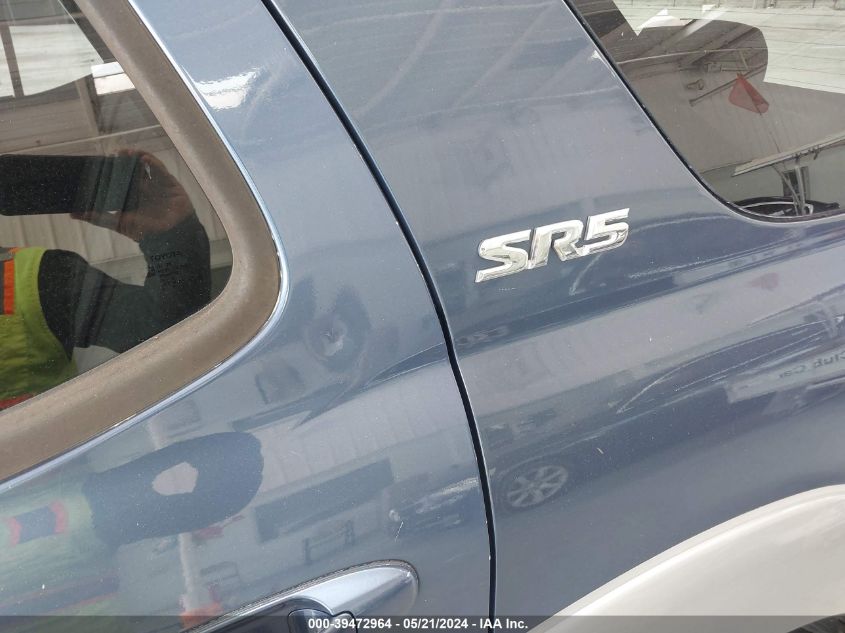 2004 Toyota Sequoia Sr5 V8 VIN: 5TDBT44A34S213506 Lot: 39472964