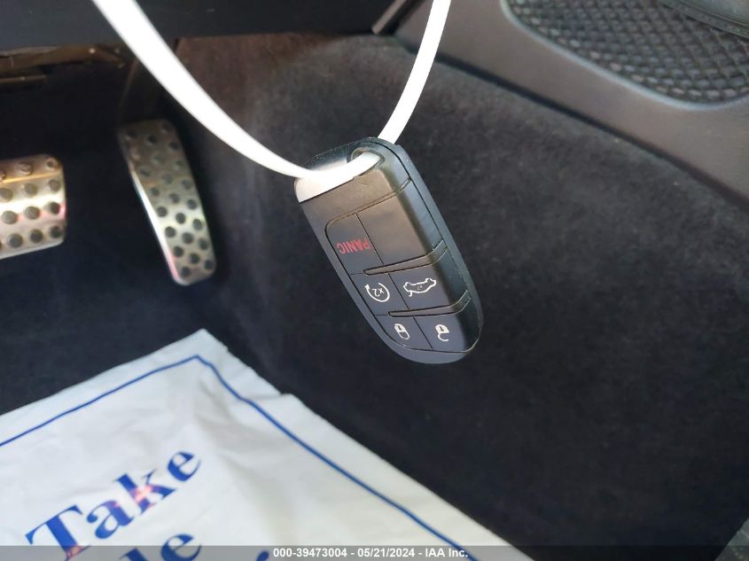 2016 Dodge Challenger Srt 392 VIN: 2C3CDZDJ3GH213575 Lot: 39473004