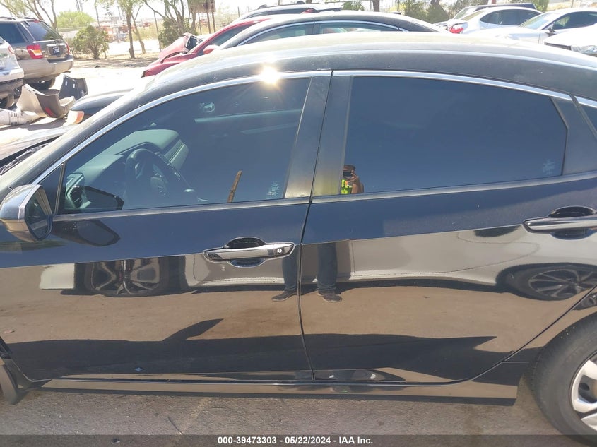 VIN 2HGFC2F5XHH526113 2017 HONDA CIVIC LX