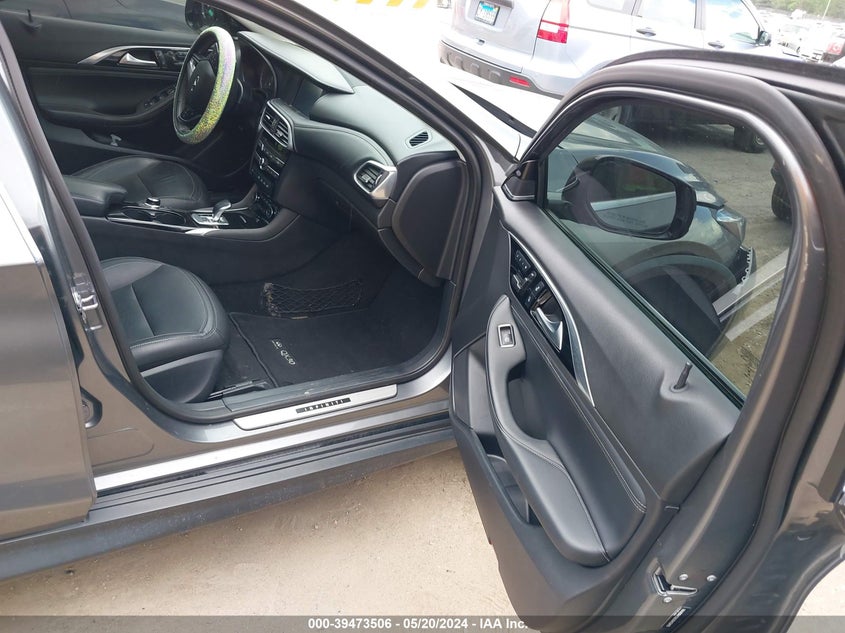 2018 Infiniti Qx30 Essential VIN: SJKCH5CR0JA006161 Lot: 39473506