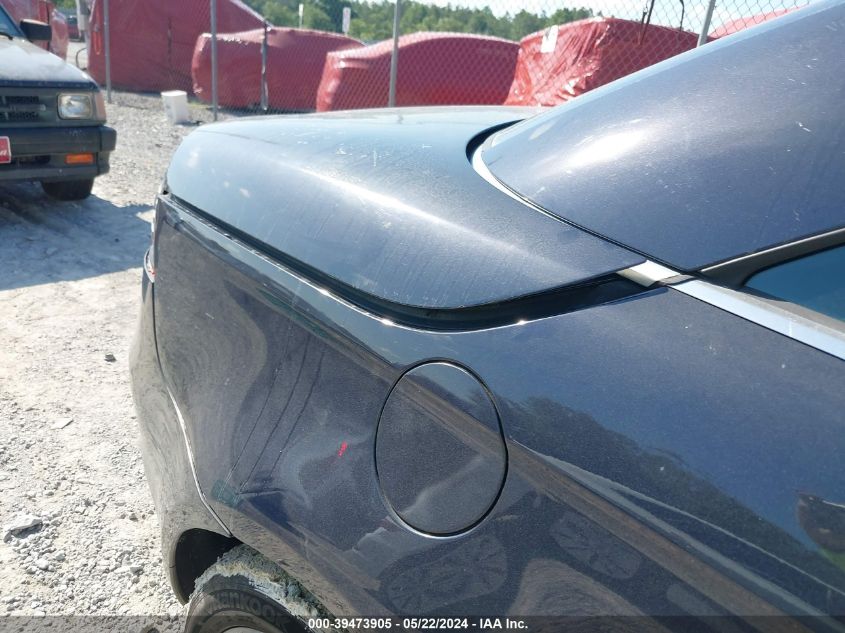 2011 Volkswagen Eos Komfort VIN: WVWBW7AH6BV004404 Lot: 39473905