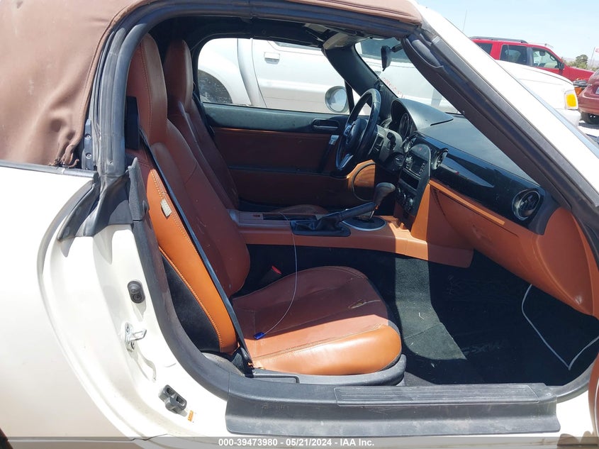 2006 Mazda Mx-5 Grand Touring VIN: JM1NC25F960107417 Lot: 39473980