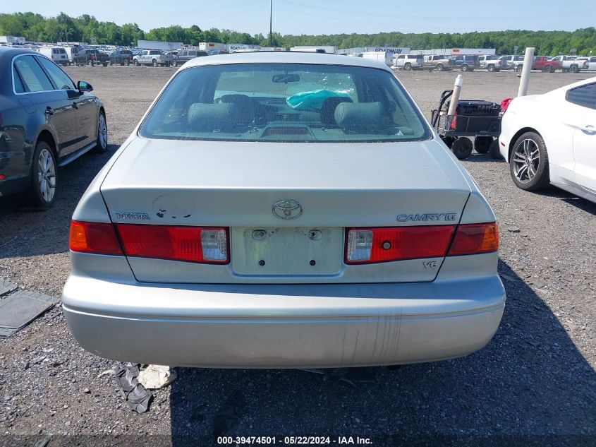 2000 Toyota Camry Le V6 VIN: 4T1BF28K5YU096684 Lot: 39474501