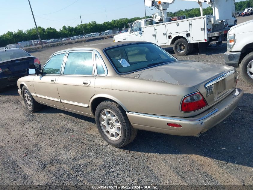 1998 Jaguar Xj8 VIN: SAJHX1244WC833409 Lot: 39474571