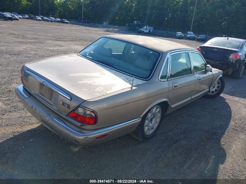 1998 Jaguar Xj8 VIN: SAJHX1244WC833409 Lot: 39474571