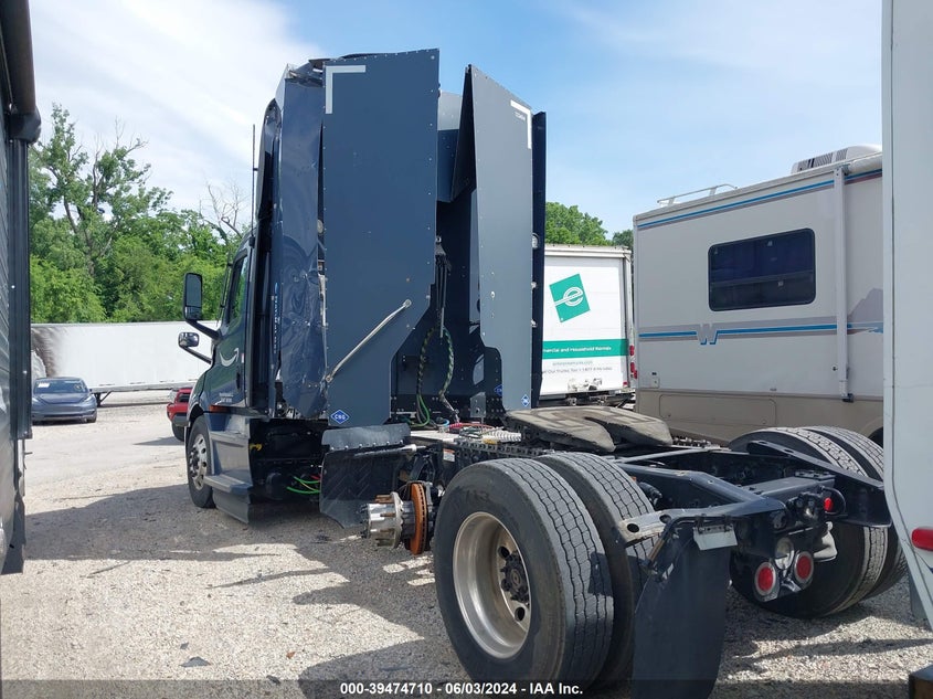 2023 FREIGHTLINER NEW CASCADIA 116 (VIN: 1FUJHTFW9PLNW4239