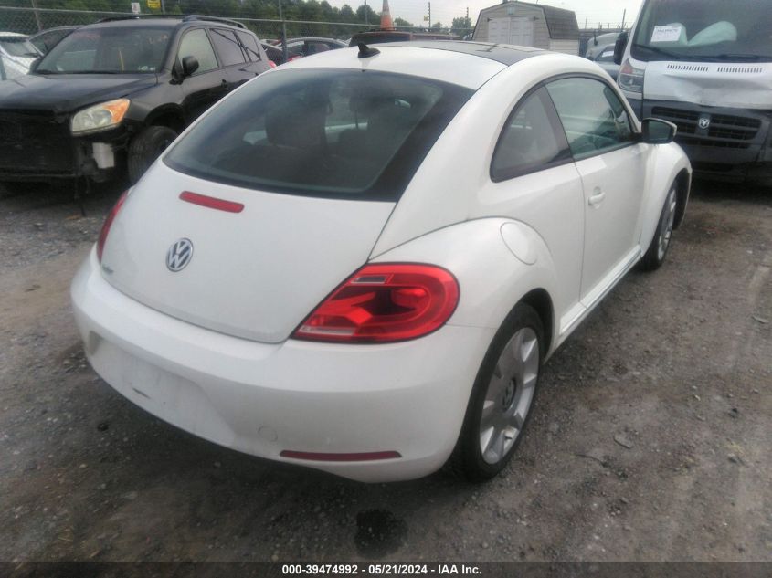 2013 Volkswagen Beetle 2.5L VIN: 3VWJP7AT3DM615952 Lot: 39474992