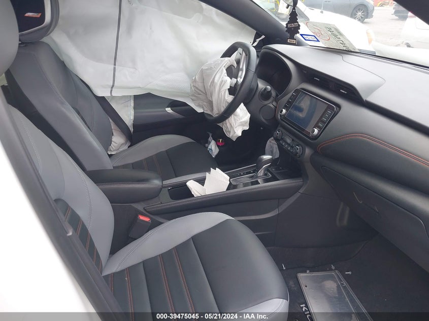 VIN 3N1CP5DV0ML550189 2021 NISSAN KICKS SR XTRONIC CVT