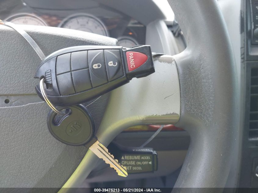 2008 Chrysler Town & Country Lx VIN: 2A8HR44H48R773077 Lot: 39475213