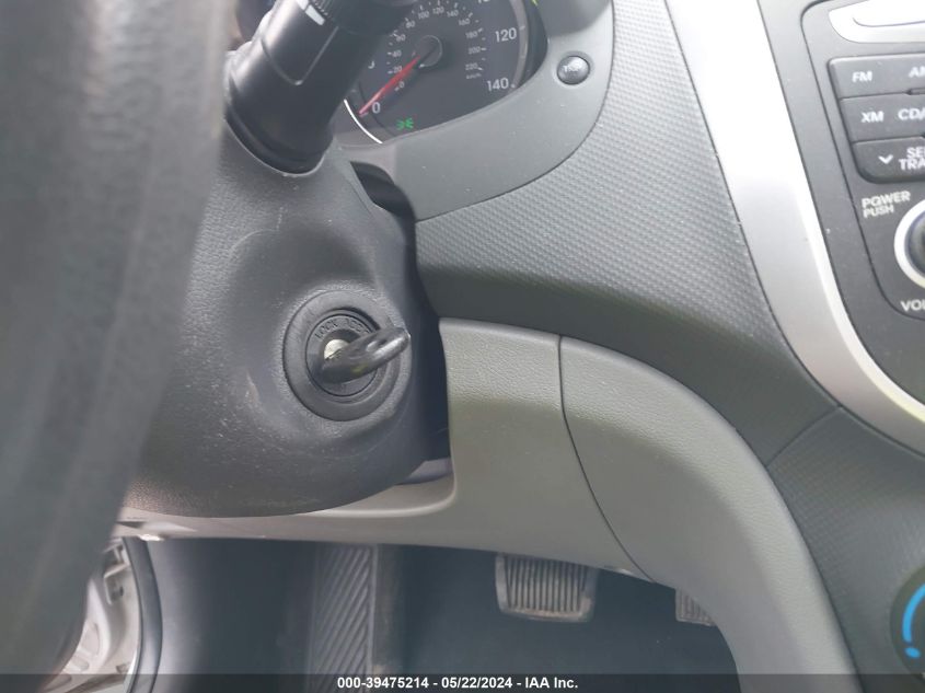 2013 Hyundai Accent Gls VIN: KMHCT4AEXDU387561 Lot: 39475214