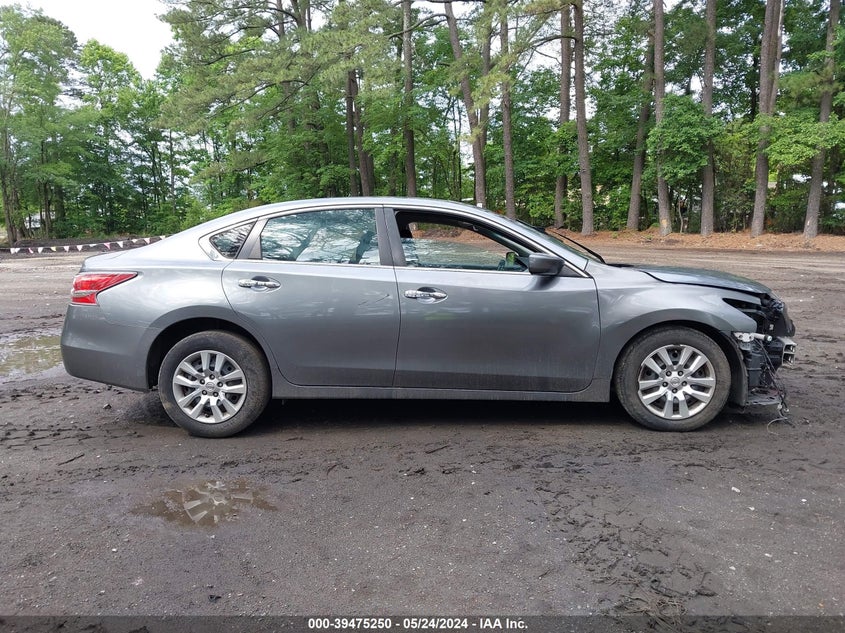 2015 Nissan Altima 2.5/2.5 S/2.5 Sl/2.5 Sv VIN: 1N4AL3APXFC458831 Lot: 39475250