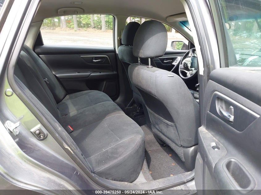 2015 Nissan Altima 2.5/2.5 S/2.5 Sl/2.5 Sv VIN: 1N4AL3APXFC458831 Lot: 39475250