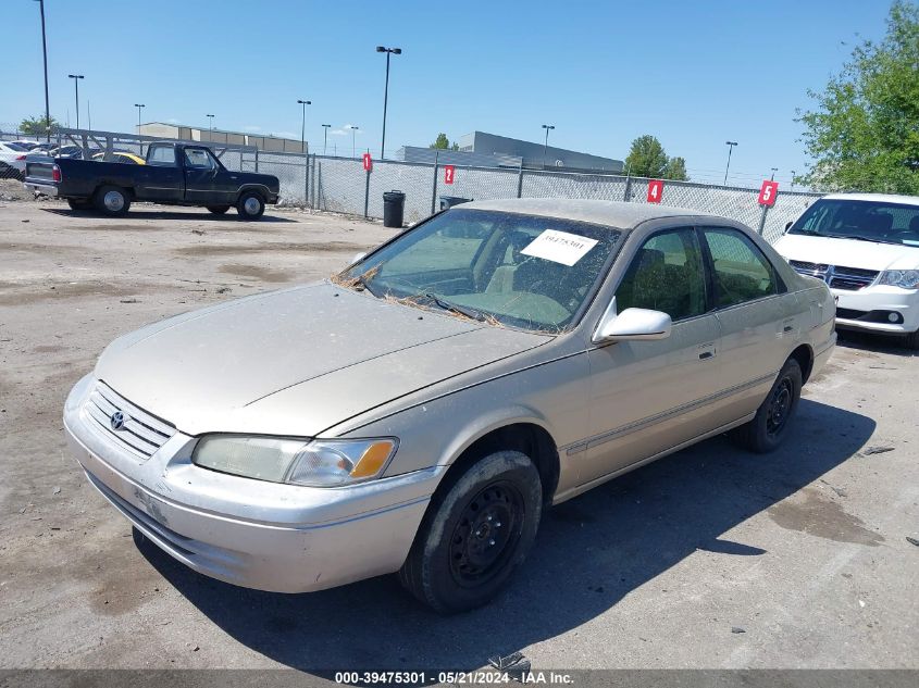 1999 Toyota Camry Le VIN: JT2BG22K3X0298254 Lot: 39475301