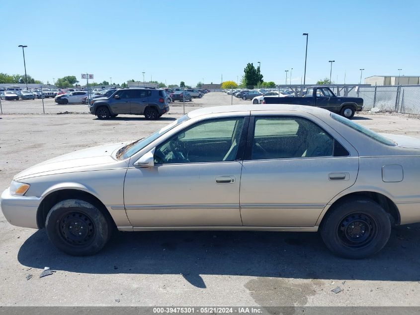 1999 Toyota Camry Le VIN: JT2BG22K3X0298254 Lot: 39475301