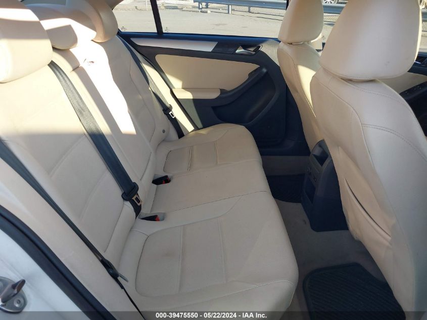 2011 Volkswagen Jetta 2.5L Sel VIN: 3VWLZ7AJ5BM392408 Lot: 39475550