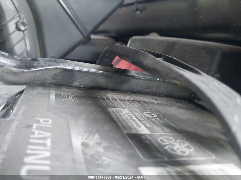 2018 Toyota Highlander Xle VIN: 5TDKZRFH4JS535542 Lot: 39475937