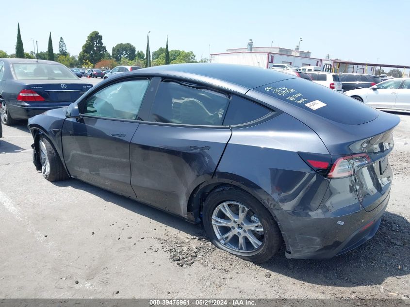 2024 Tesla Model Y Long Range Dual Motor All-Wheel Drive VIN: 7SAYGDEE0RF080024 Lot: 39475961