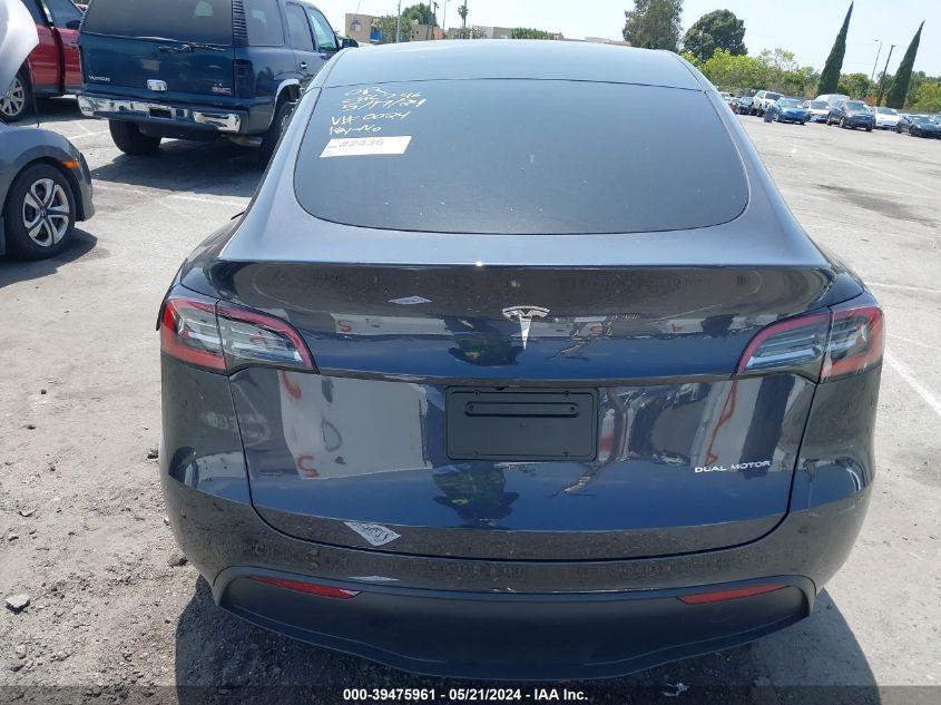 2024 Tesla Model Y Long Range Dual Motor All-Wheel Drive VIN: 7SAYGDEE0RF080024 Lot: 39475961