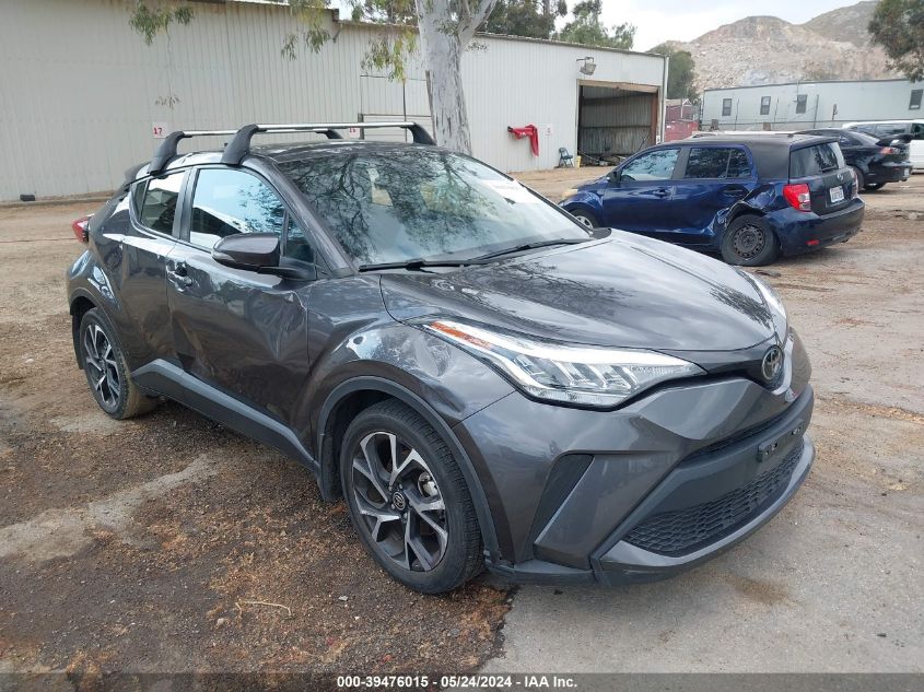 TOYOTA C-HR XLE 2022