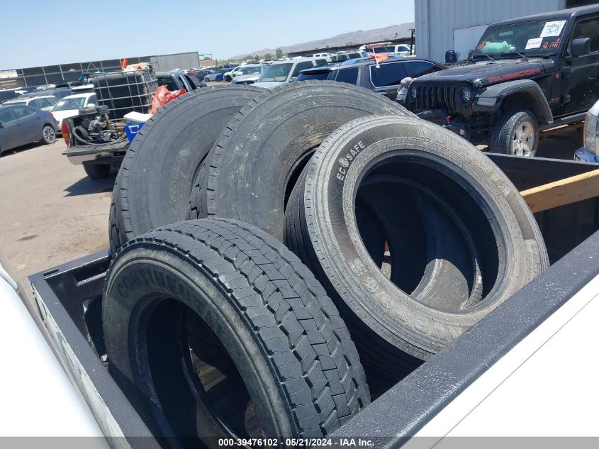 1996 Chevrolet Gmt-400 C1500 VIN: 2GCEC19R7T1190649 Lot: 39476102