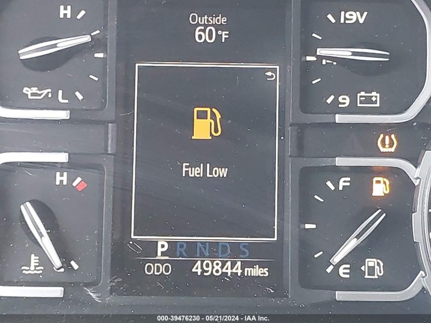 2018 Toyota Tundra Platinum 5.7L V8 VIN: 5TFDY5F17JX707838 Lot: 39476230