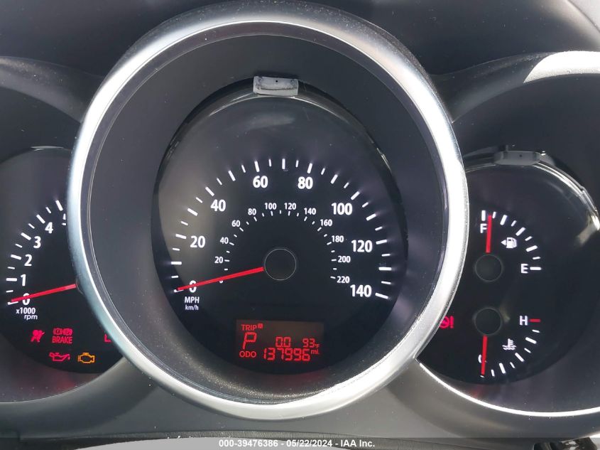 2012 Kia Soul + VIN: KNDJT2A65C7372911 Lot: 39476386