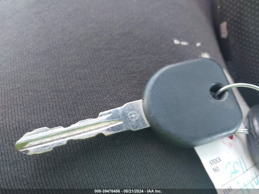 2011 Chevrolet Silverado 1500 Lt VIN: 1GCRKSE33BZ439112 Lot: 39476456