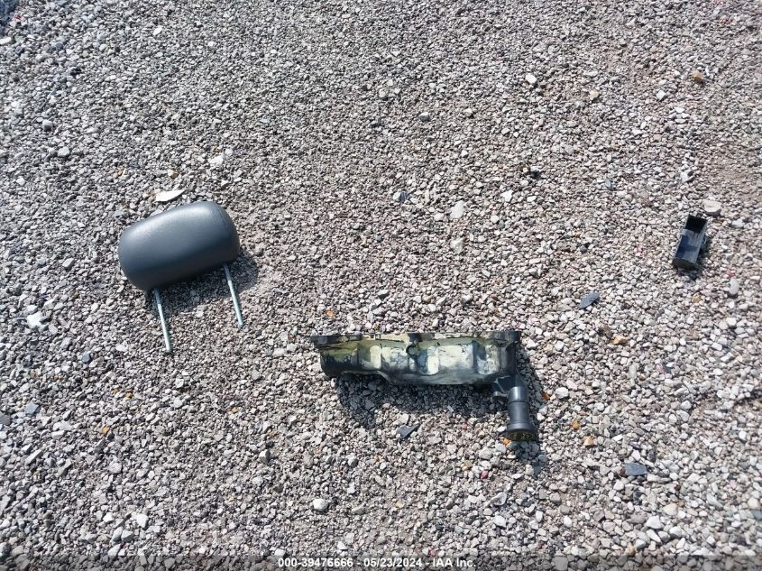 2003 Ford Explorer Sport Trac Xls/Xlt VIN: 1FMZU77E33UB98846 Lot: 39476666