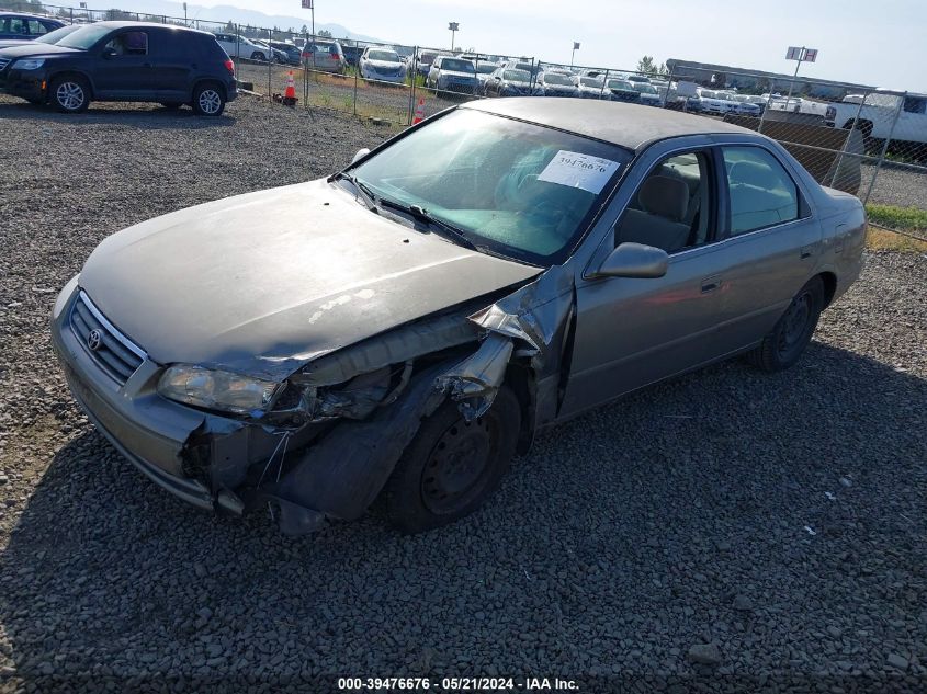 2000 Toyota Camry Le VIN: JT2BG22K0Y0463341 Lot: 39476676