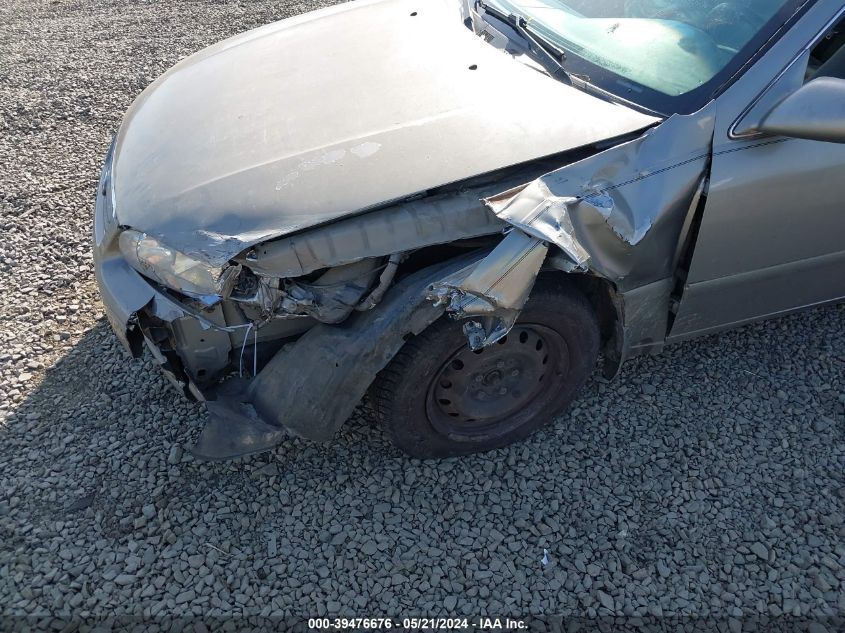 2000 Toyota Camry Le VIN: JT2BG22K0Y0463341 Lot: 39476676