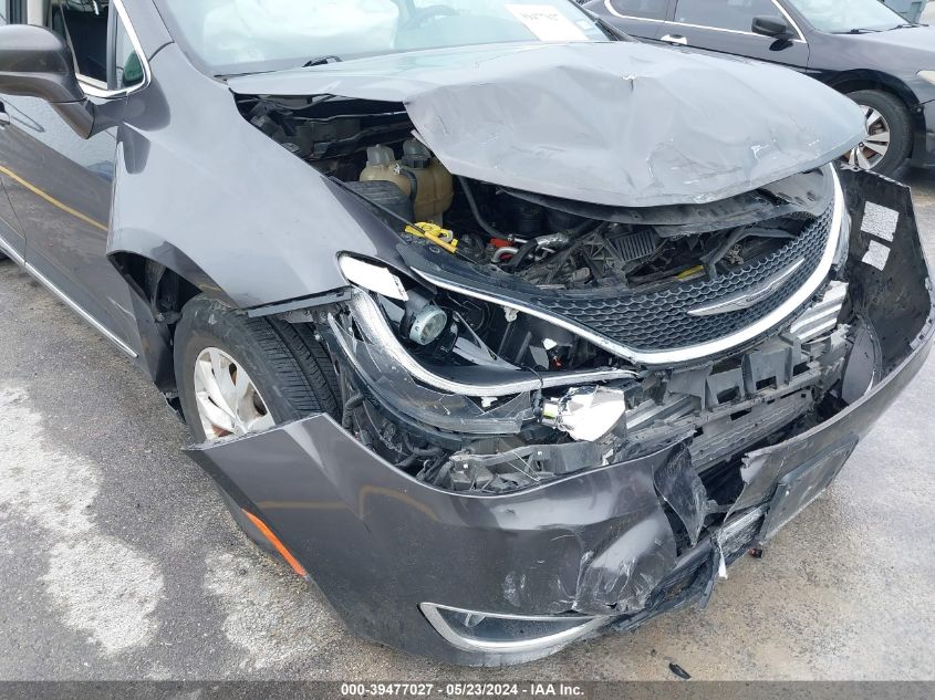 2017 Chrysler Pacifica Touring-L VIN: 2C4RC1BG6HR720595 Lot: 39477027