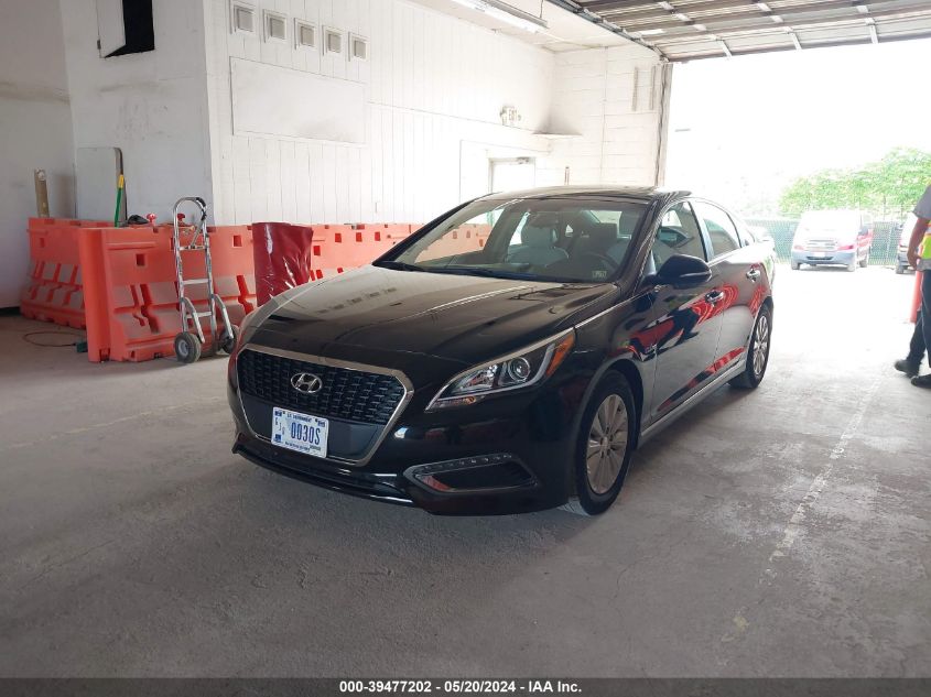 2016 Hyundai Sonata Hybrid Se VIN: KMHE24L13GA030203 Lot: 39477202