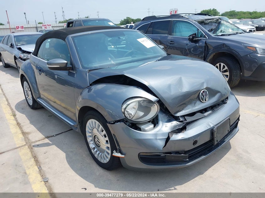 2013 VOLKSWAGEN BEETLE 2.5L - 3VW5X7AT6DM832607