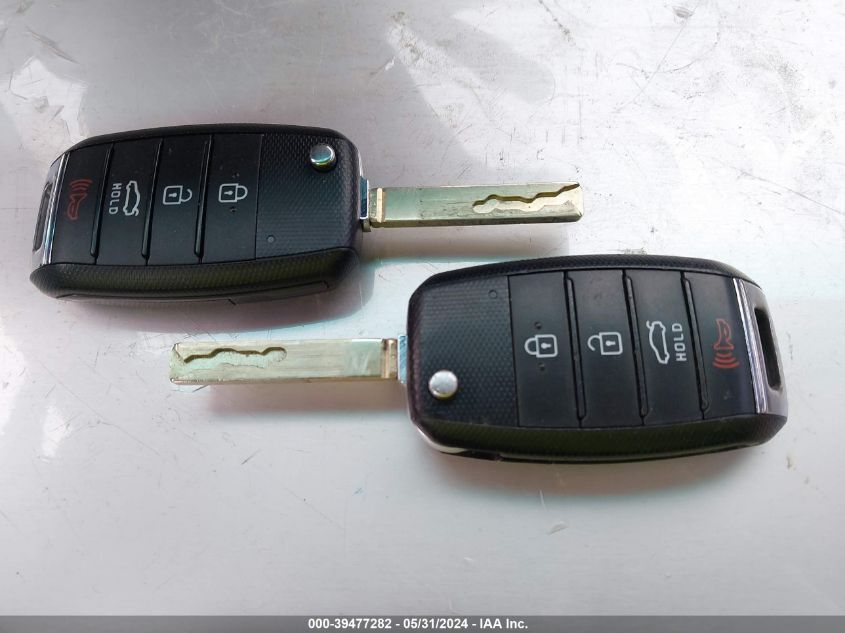 2020 Kia Optima Lx VIN: 5XXGT4L32LG449699 Lot: 39477282