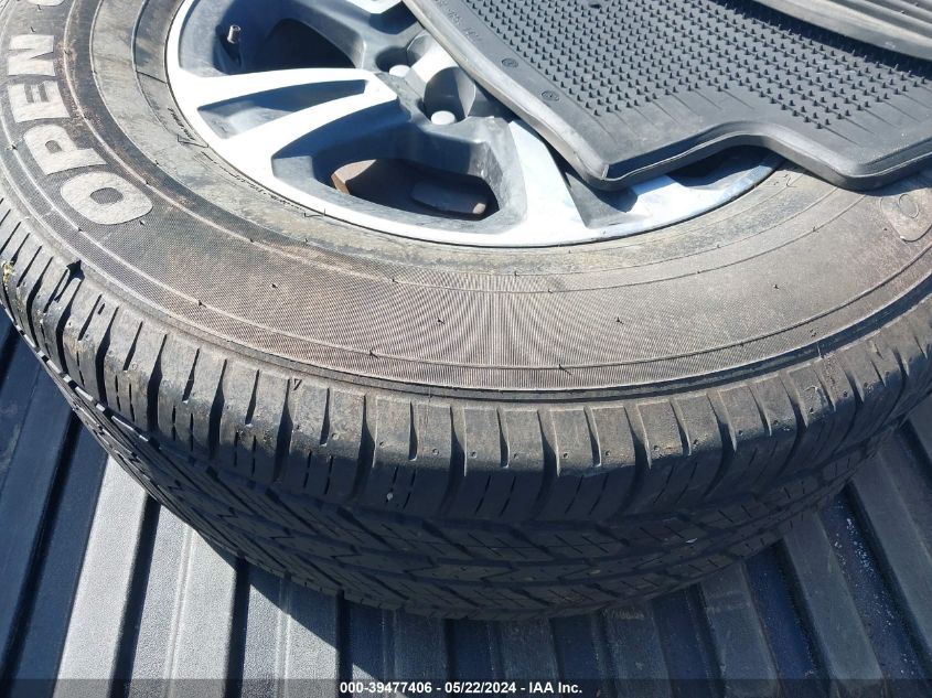 2017 Toyota Tacoma Trd Sport VIN: 5TFCZ5AN4HX082733 Lot: 39477406