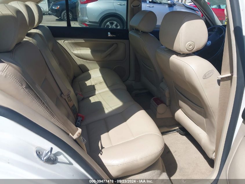 2002 Volkswagen Jetta Gls VIN: 3VWTH69M52M121702 Lot: 39477478