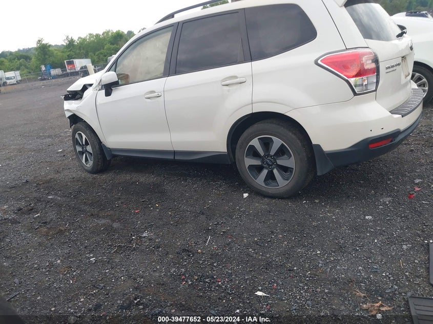 2018 Subaru Forester 2.5I Premium VIN: JF2SJAGC1JH518232 Lot: 39477652