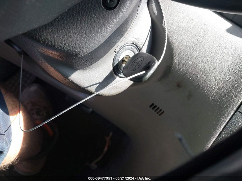 2008 Toyota Corolla Ce/Le/S VIN: 1NXBR32E38Z015682 Lot: 39477951