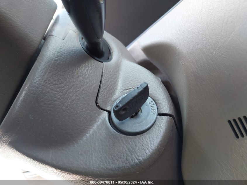 2003 Toyota Corolla Ce VIN: 1NXBR32E43Z008622 Lot: 39478011