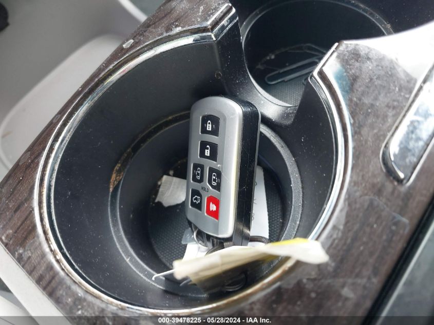 2016 Toyota Sienna Xle 7 Passenger VIN: 5TDDK3DC5GS141963 Lot: 39478225