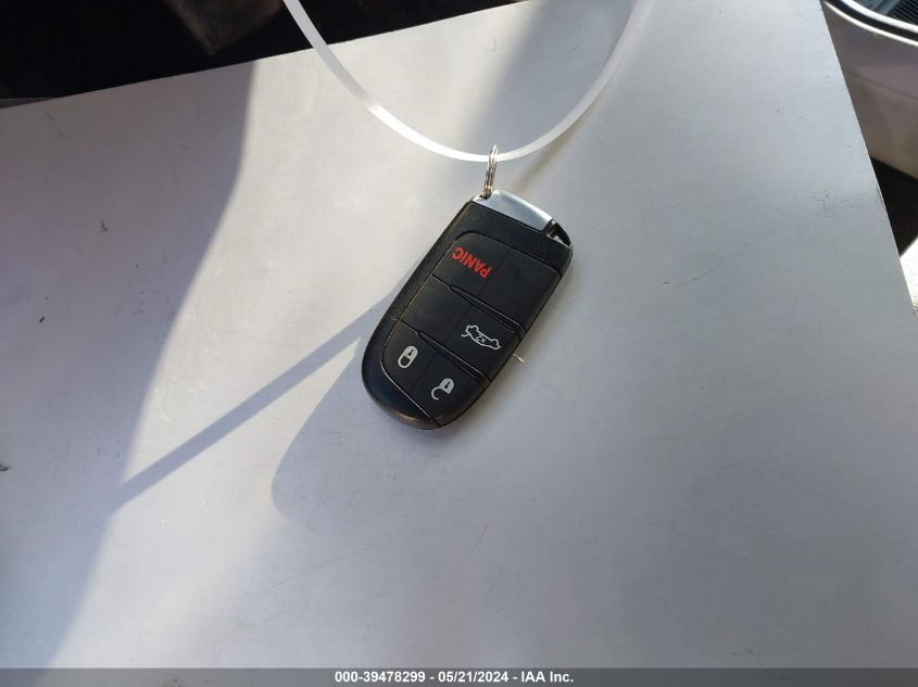 2015 Chrysler 200 Limited VIN: 1C3CCCAB4FN642694 Lot: 39478299