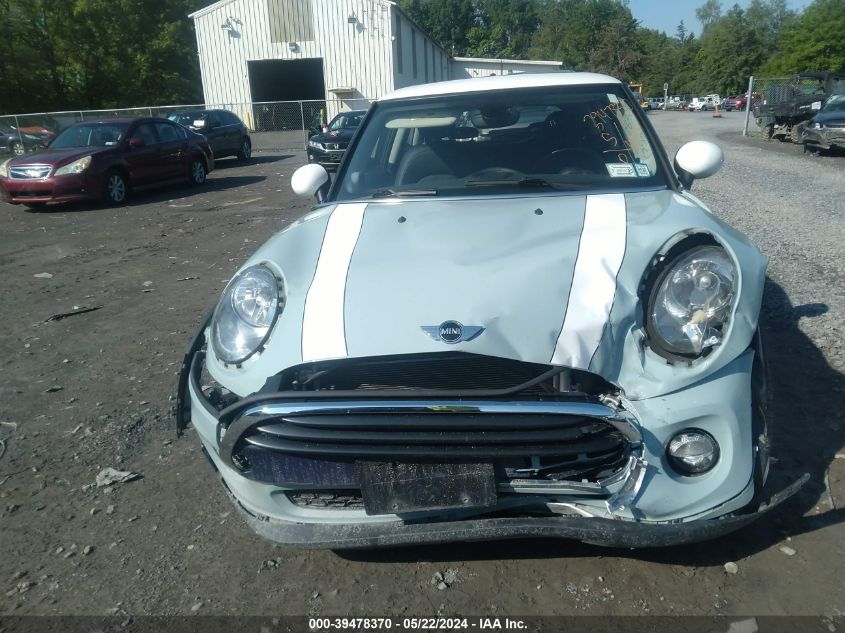 2018 Mini Hardtop Cooper/Oxford Edition VIN: WMWXP5C57J2G62744 Lot: 39478370