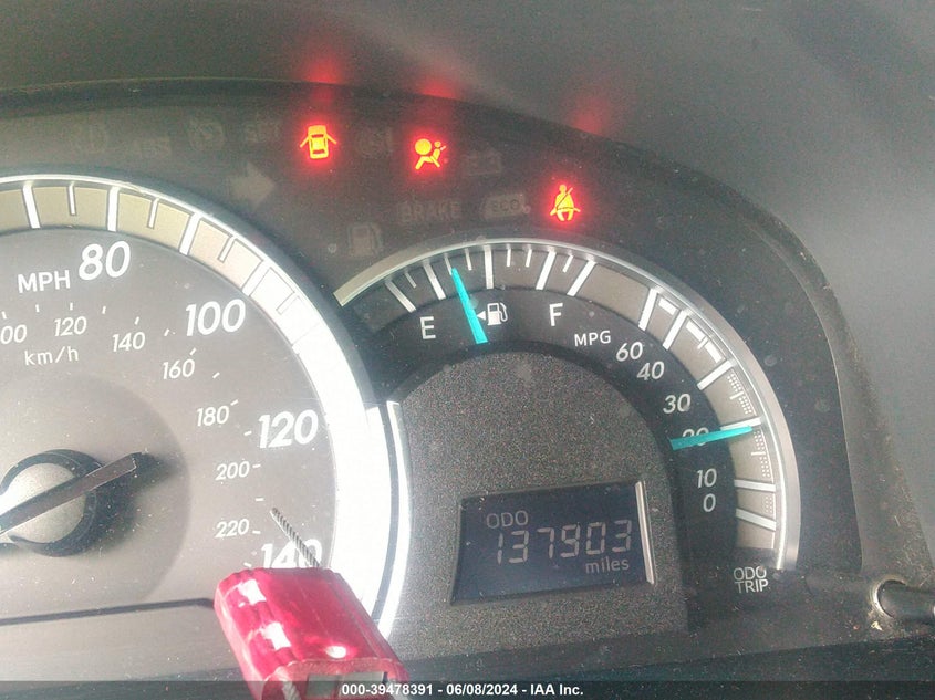 2014 Toyota Camry Se VIN: 4T1BF1FK6EU747930 Lot: 39478391