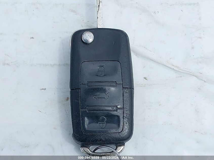 2007 Volkswagen Rabbit VIN: WVWCR71K77W080738 Lot: 39478559