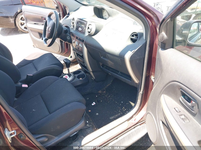 2004 Scion Xa VIN: JTKKT624740073898 Lot: 39478664