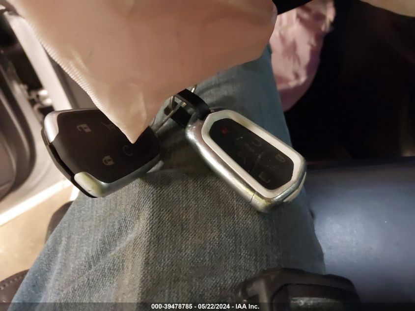 2017 Cadillac Xt5 Luxury VIN: 1GYKNDRS1HZ117951 Lot: 39478785