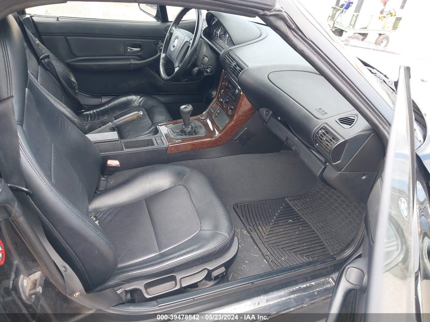 1997 BMW Z3 2.8L Roadster VIN: 4USCJ3323VLC01645 Lot: 39478842