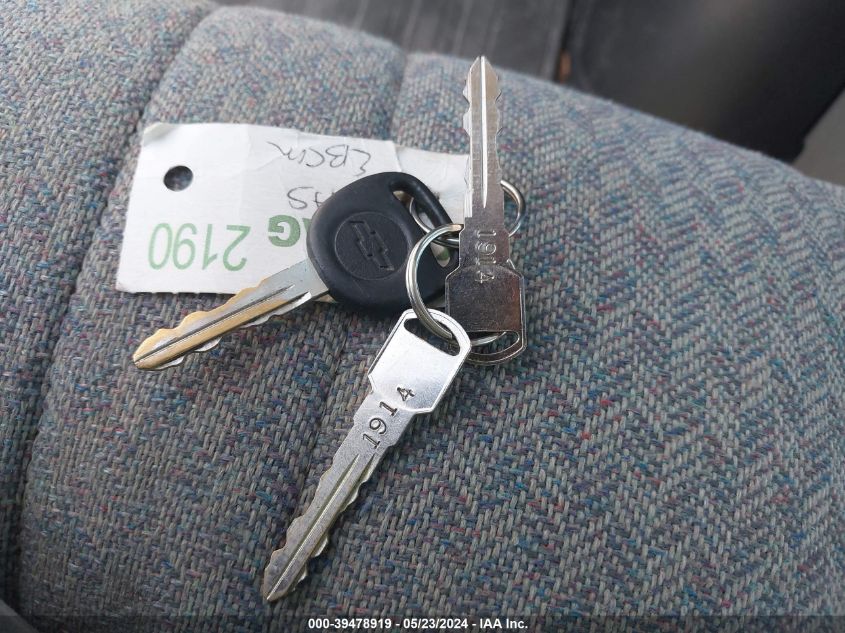 2007 Chevrolet Express Ls VIN: 1GAHG39U471251686 Lot: 39478919