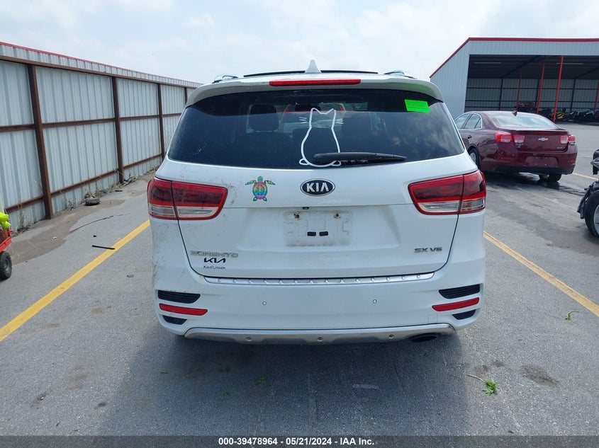 2016 Kia Sorento 3.3L Sx VIN: 5XYPK4A58GG073552 Lot: 39478964