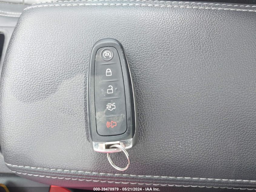 2018 Ford Escape Titanium VIN: 1FMCU9J99JUB93919 Lot: 39478979